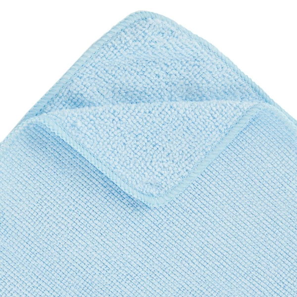 Rubbermaid 1820579 HYGEN Sanitizer Safe 12" X 12" Blue Microfiber Cloth - 24/Pack 4 Rubbermaid 1820579 HYGEN Sanitizer Safe 12" X 12" Blue Microfiber Cloth - 24/Pack - Image 4