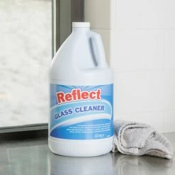 Noble Chemical Reflect 1 Gallon / 128 Oz.Glass / Multi-Surface Spray Cleaner - 4/Case