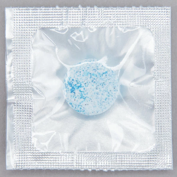 Unger® Unger PL100 The Pill Glass Cleaner Concentrate Tablet - 100/Case 2 Unger® Unger PL100 The Pill Glass Cleaner Concentrate Tablet - 100/Case - Image 2